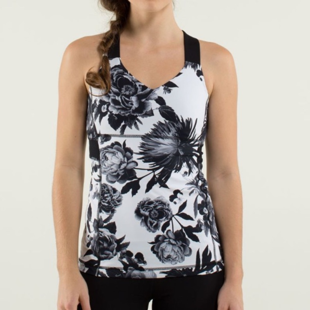Lululemon Push Ur Limits top size 6